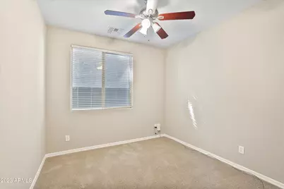 3842 E Cat Balue Drive, Phoenix, AZ 85050 - Photo 17