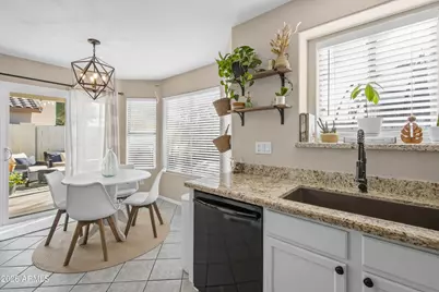 2001 S Bahama Drive, Gilbert, AZ 85295 - Photo 5