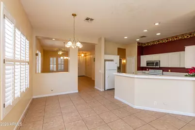 3371 W Via Del Sol Drive, Phoenix, AZ 85027 - Photo 9