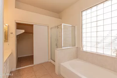 3371 W Via Del Sol Drive, Phoenix, AZ 85027 - Photo 17