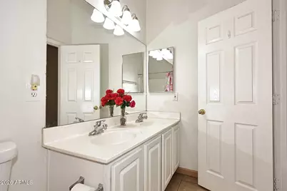3371 W Via Del Sol Drive, Phoenix, AZ 85027 - Photo 17