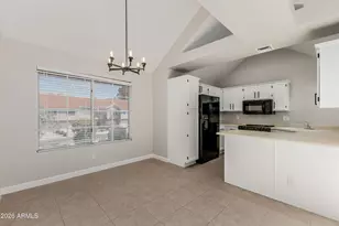 1633 E Lakeside Dr, Gilbert, AZ 85234 - Photo 1