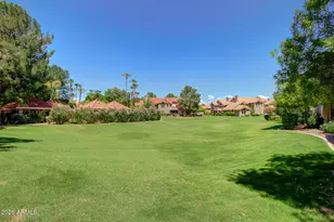 1633 E Lakeside Dr, Gilbert, AZ 85234 - Photo 33