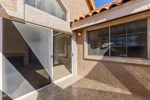 1633 E Lakeside Dr, Gilbert, AZ 85234 - Photo 23