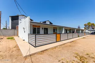 3038 N 38th St, Phoenix, AZ 85018 - Photo 7