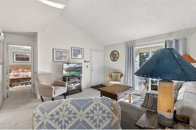 10610 S 48th Street #2019, Phoenix, AZ 85044 - Photo 5