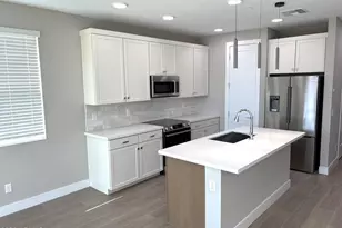 1021 E Pasadena Ave, Phoenix, AZ 85014 - Photo 1