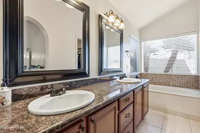 14402 S Cholla Canyon Drive, Phoenix, AZ 85044 - Photo 17