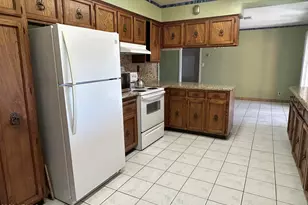 10517 W Catalina Dr, Avondale, AZ 85392 - Photo 19