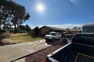 10517 W Catalina Dr, Avondale, AZ 85392 - Photo 7