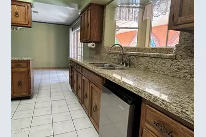 10517 W Catalina Drive, Avondale, AZ 85392 - Photo 21