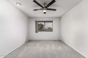 11118 W Cameo Dr, Sun City, AZ 85351 - Photo 17