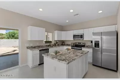 414 E Eason Avenue, Buckeye, AZ 85326 - Photo 9