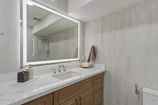 7637 E Thornwood Dr, Scottsdale, AZ 85251 - Photo 17