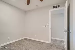 2007 W Dahlia Dr, Phoenix, AZ 85029 - Photo 11