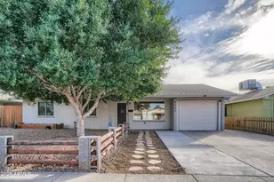 2007 W Dahlia Dr, Phoenix, AZ 85029 - Photo 1