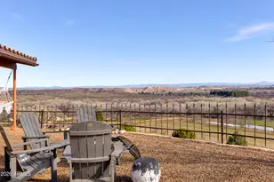 695 E Cliffside Dr, Clarkdale, AZ 86324 - Photo 33