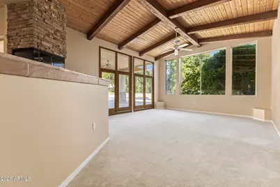 3342 E Suncrest Court, Phoenix, AZ 85044 - Photo 9