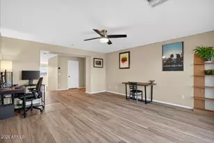 7855 E Kenwood St, Mesa, AZ 85207 - Photo 9