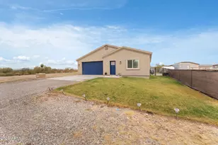 470 Guskin Rd, Morristown, AZ 85342 - Photo 35