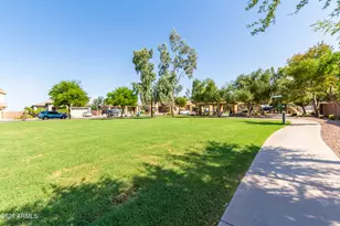 2740 E Rakestraw Ln, Gilbert, AZ 85298 - Photo 73