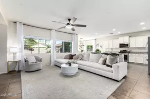 2740 E Rakestraw Ln, Gilbert, AZ 85298 - Photo 3