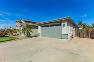 2740 E Rakestraw Ln, Gilbert, AZ 85298 - Photo 9