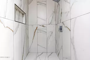 3035 E Heatherbrae Dr, Phoenix, AZ 85016 - Photo 3