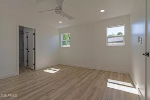 3035 E Heatherbrae Dr, Phoenix, AZ 85016 - Photo 5