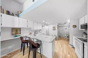 2020 W Union Hills Dr, Phoenix, AZ 85027 - Photo 11