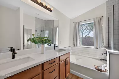 483 W Gascon Road, San Tan Valley, AZ 85143 - Photo 5