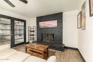 617 E Ellis Dr, Tempe, AZ 85282 - Photo 9