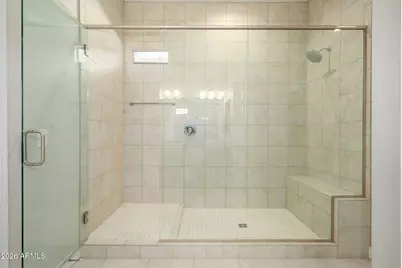 18236 N 66th Way, Phoenix, AZ 85054 - Photo 7