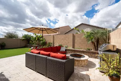 18236 N 66th Way, Phoenix, AZ 85054 - Photo 17