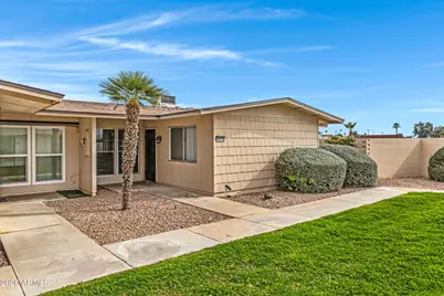 10737 W Santa Fe Drive, Sun City, AZ 85351 - Photo 29