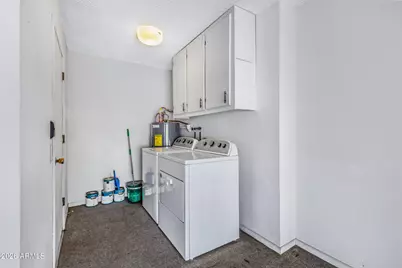 10737 W Santa Fe Drive, Sun City, AZ 85351 - Photo 27