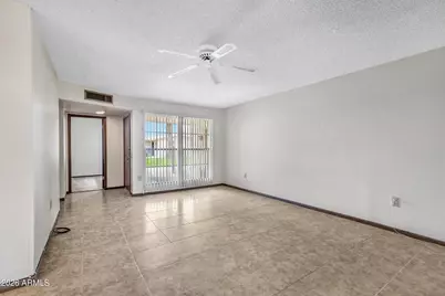 10737 W Santa Fe Drive, Sun City, AZ 85351 - Photo 3