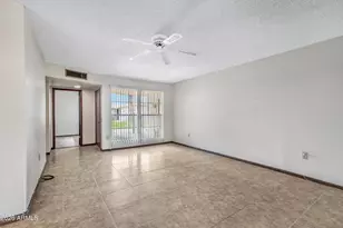 10737 W Santa Fe Dr, Sun City, AZ 85351 - Photo 3