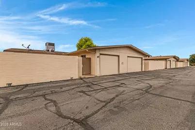 10737 W Santa Fe Drive, Sun City, AZ 85351 - Photo 31