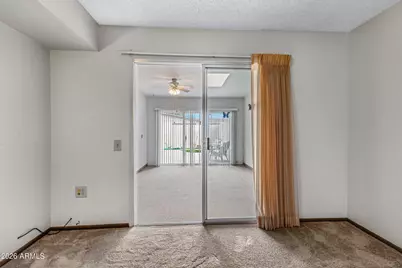 10737 W Santa Fe Drive, Sun City, AZ 85351 - Photo 19