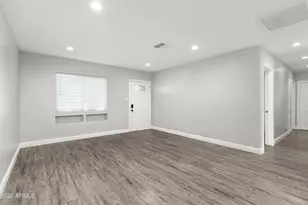 2046 N 27th Pl, Phoenix, AZ 85008 - Photo 3