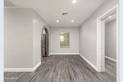 2046 N 27th Place, Phoenix, AZ 85008 - Photo 5