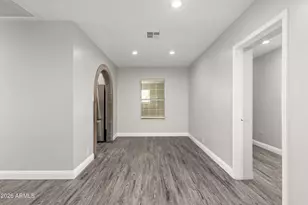 2046 N 27th Pl, Phoenix, AZ 85008 - Photo 5