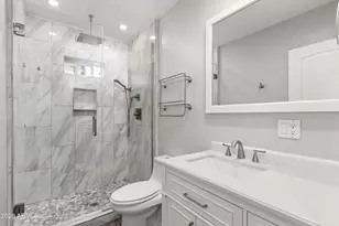 2046 N 27th Pl, Phoenix, AZ 85008 - Photo 13