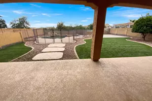 18133 W Golden Ln, Waddell, AZ 85355 - Photo 17