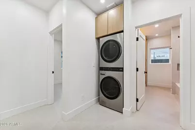 2029 N 22nd Place, Phoenix, AZ 85006 - Photo 13