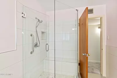 102 E Bethany Home Road Road, Phoenix, AZ 85012 - Photo 19