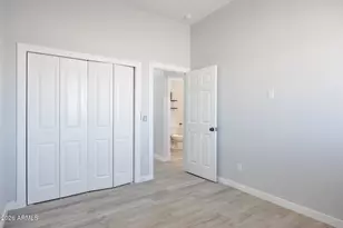 10153 W Wenden Dr, Arizona City, AZ 85123 - Photo 37