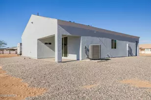 10153 W Wenden Dr, Arizona City, AZ 85123 - Photo 51