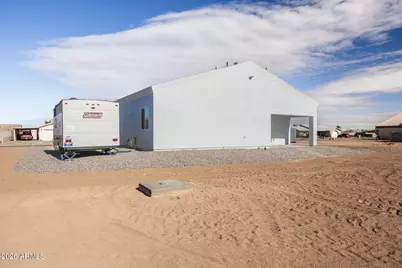 10153 W Wenden Drive, Arizona City, AZ 85123 - Photo 43
